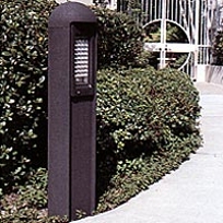943EM Emergency Bollard
