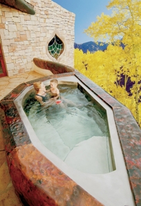 STAINLESS STEEL SPA WITH COPPER SURROUND