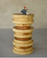 Cernosia Stool Table